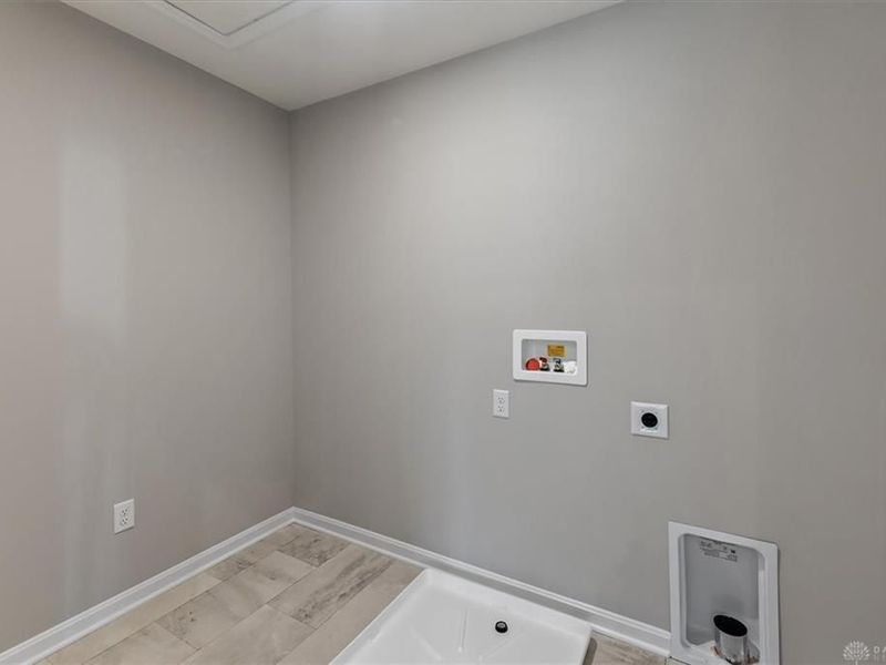 2639 Golden Leaf Drive, Beavercreek, OH 45431 Photo 32