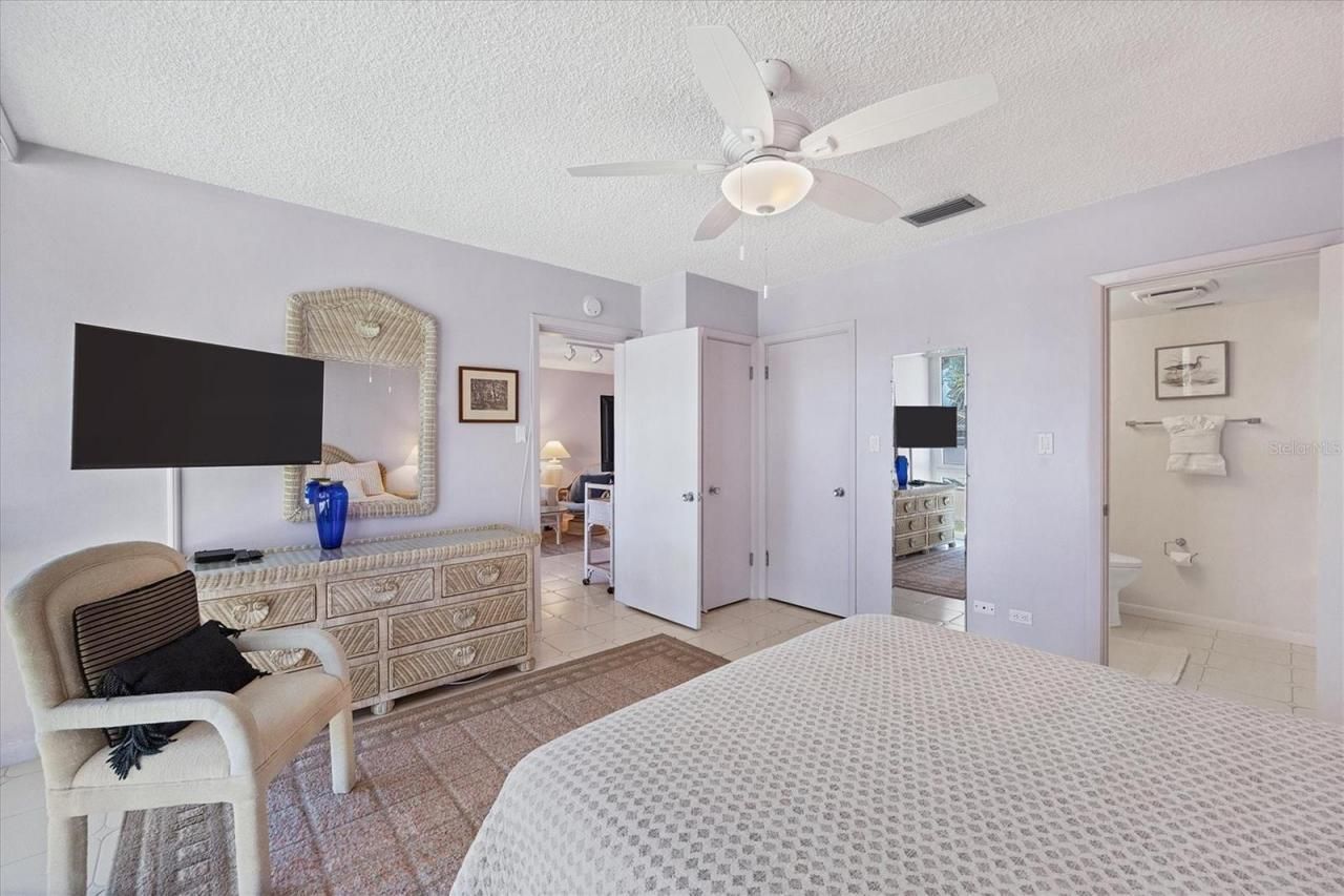 500 S Washington Drive, Unit 5B, Sarasota, FL 34236 Photo