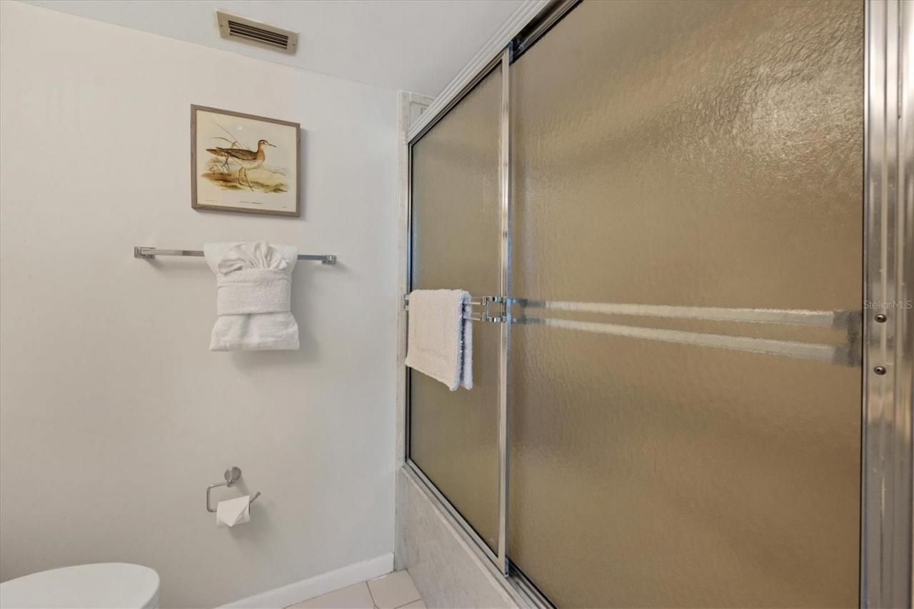 500 S Washington Drive, Unit 5B, Sarasota, FL 34236 Photo