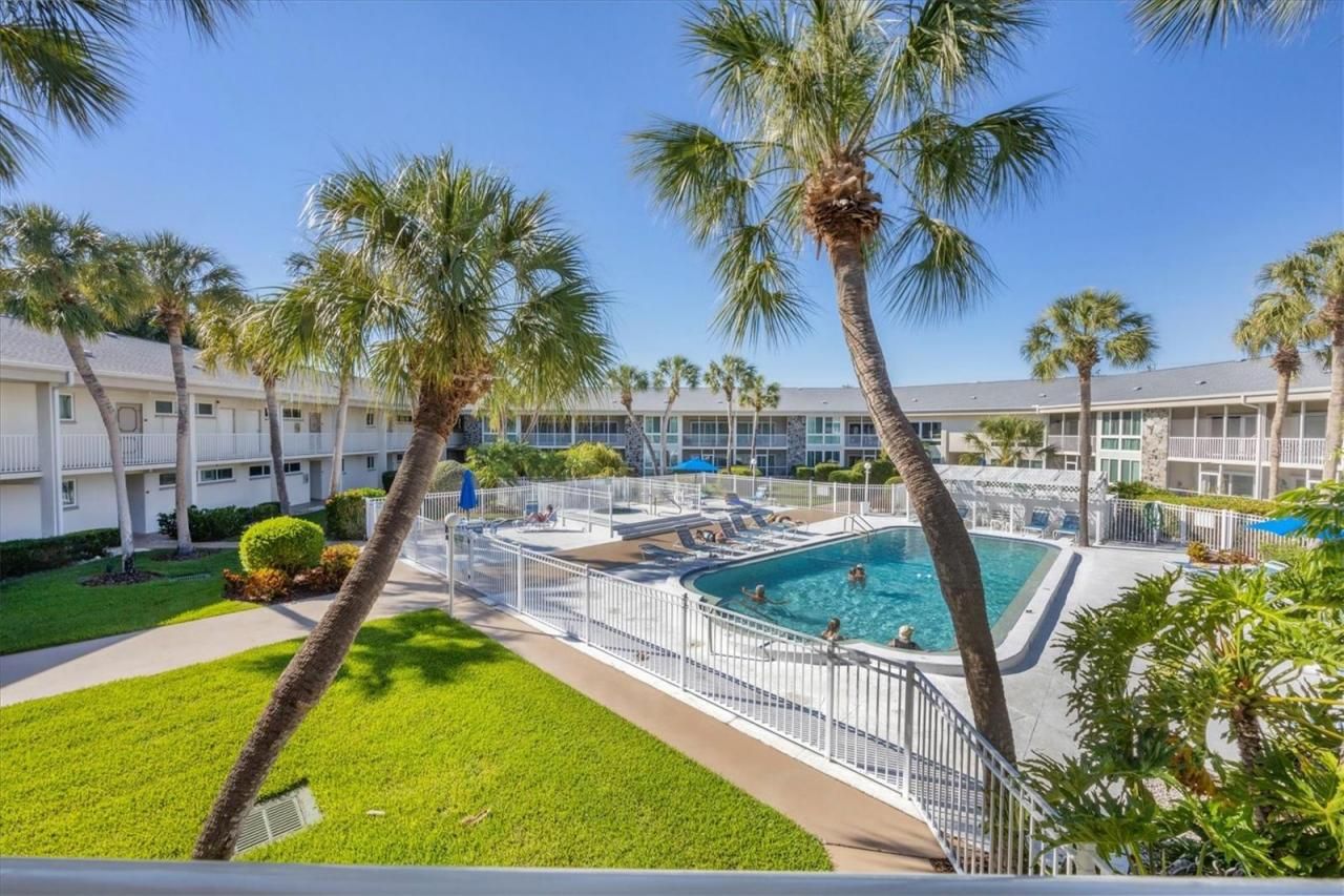 500 S Washington Drive, Unit 5B, Sarasota, FL 34236 Photo