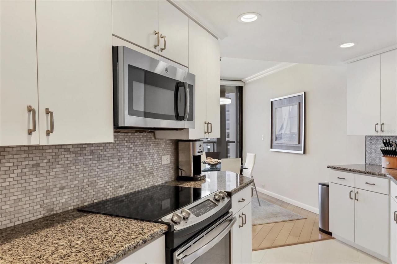 1211 Gulf Of Mexico Drive, Unit 405, Longboat Key, FL 34228 Photo