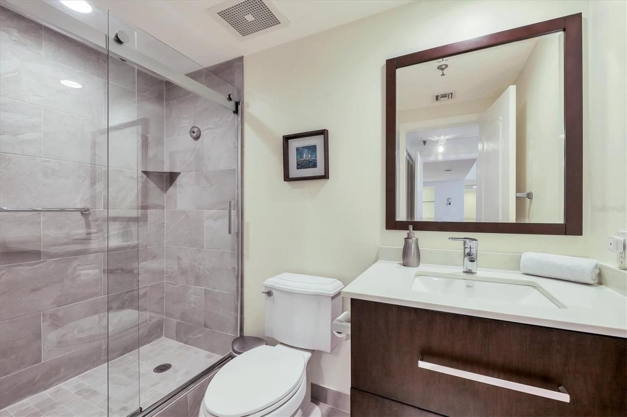 1211 Gulf Of Mexico Drive, Unit 405, Longboat Key, FL 34228 Photo