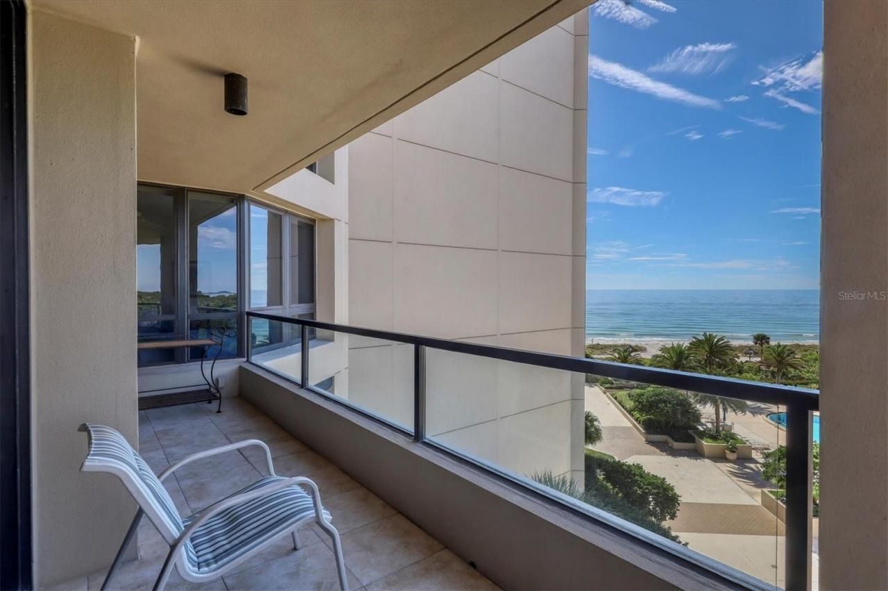 1211 Gulf Of Mexico Drive, Unit 405, Longboat Key, FL 34228 Photo