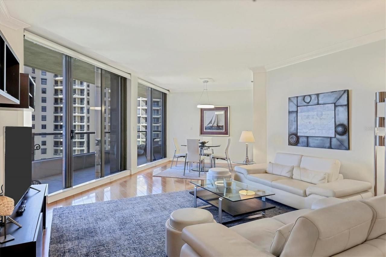 1211 Gulf Of Mexico Drive, Unit 405, Longboat Key, FL 34228 Photo