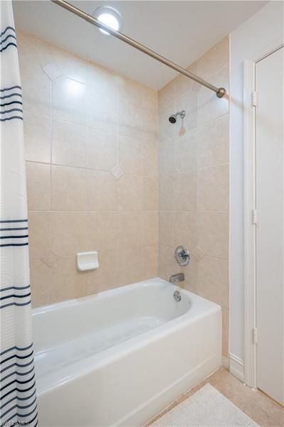 1100 Pine Ridge Rd, Unit A304, Naples, FL 34108 Photo