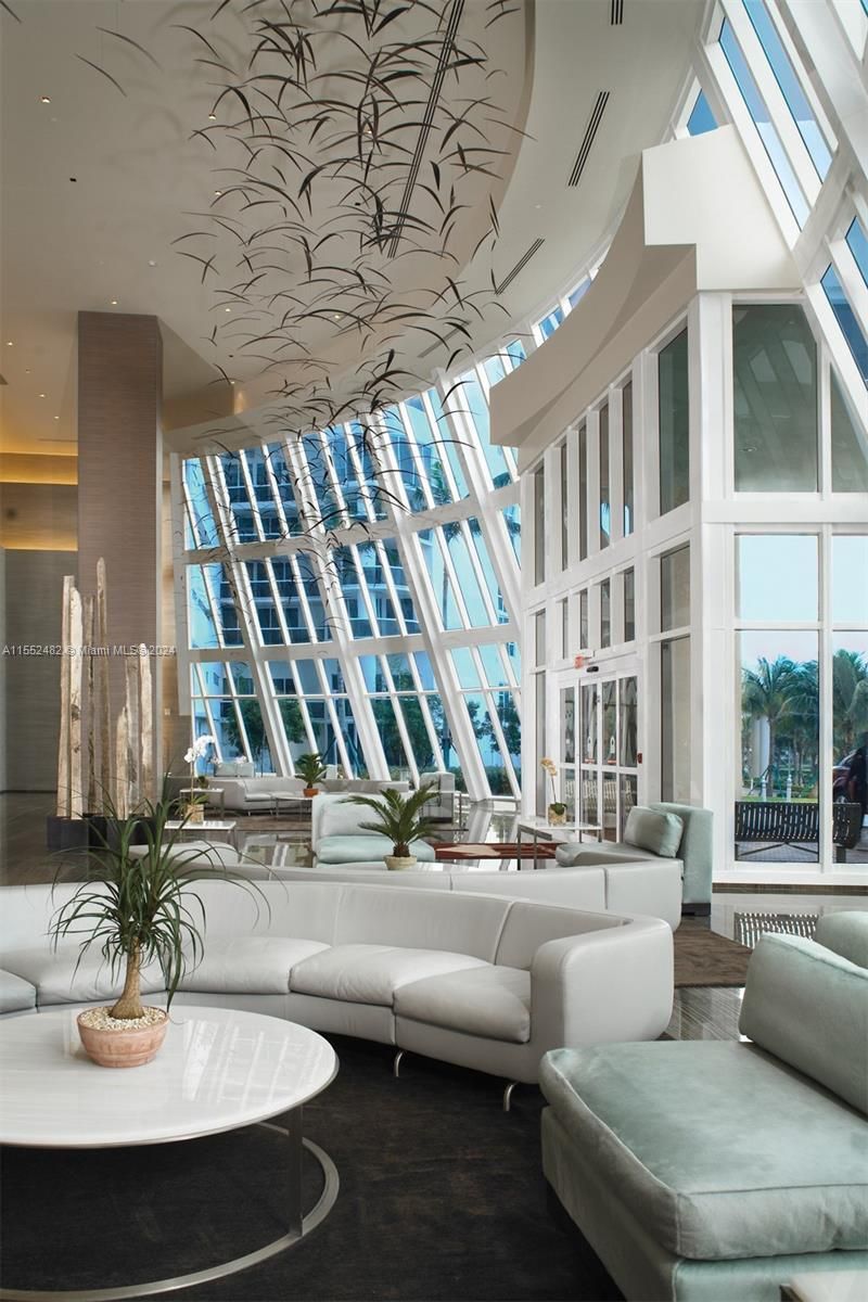 1830 S Ocean Dr, Unit 5005, Hallandale Beach, FL 33009 Photo