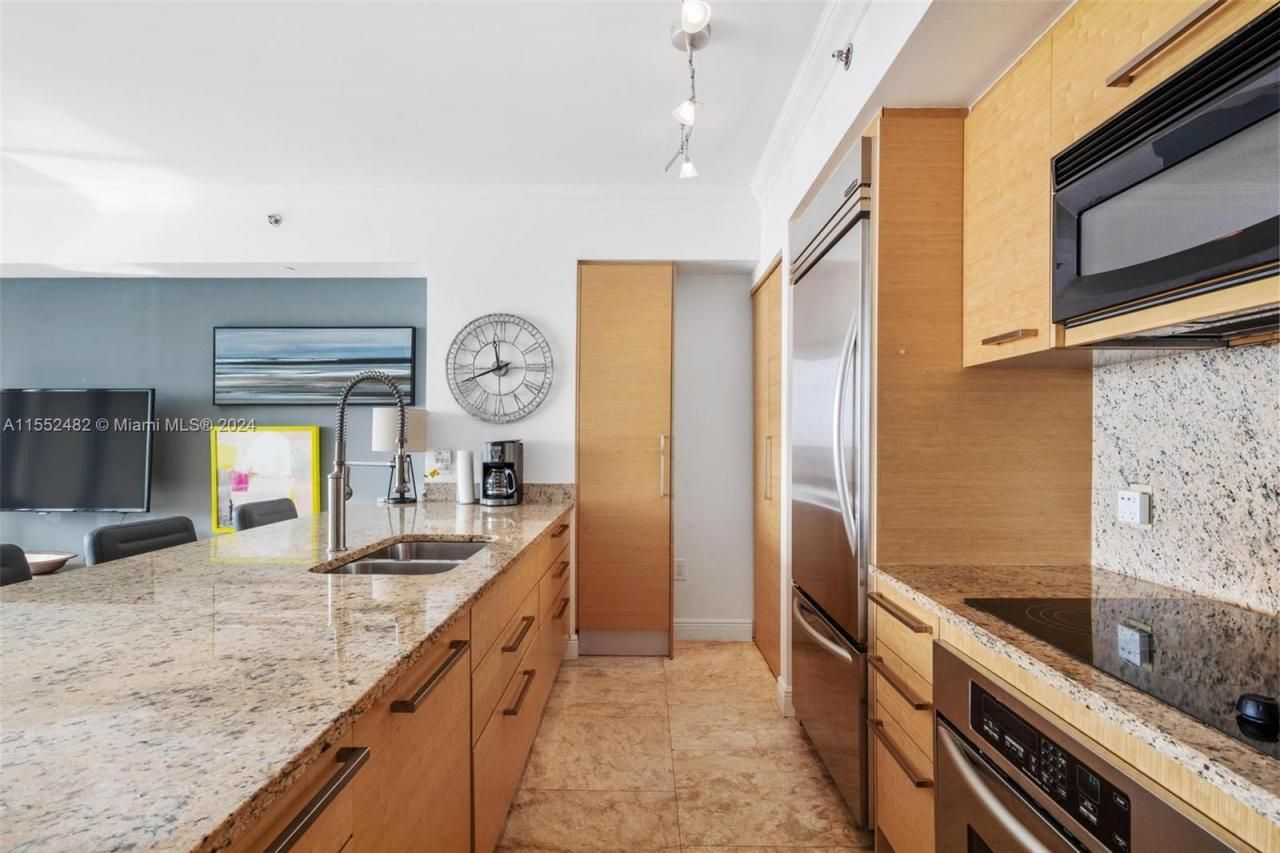 1830 S Ocean Dr, Unit 5005, Hallandale Beach, FL 33009 Photo