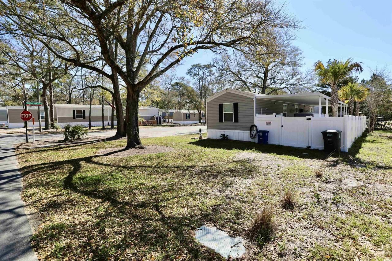 4520 Albatross St. Photo 19