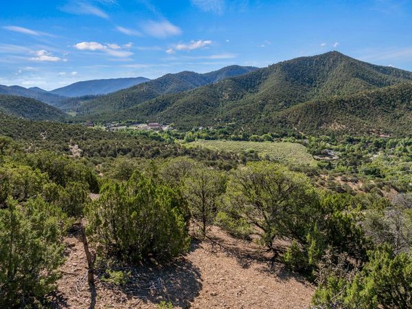 1677 CERRO GORDO, Unit 19, Santa Fe, NM 87501