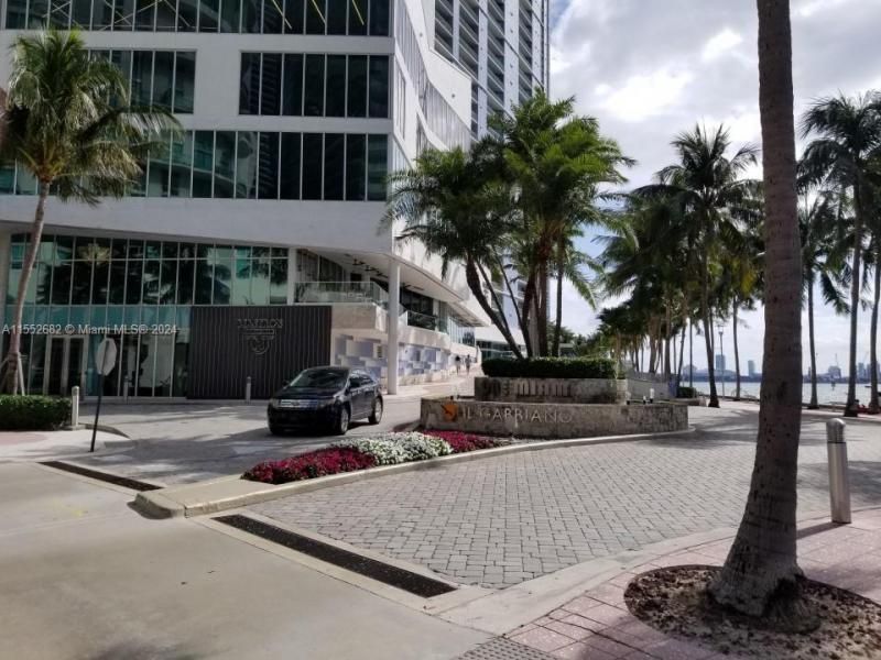 325 S Biscayne Blvd, Unit 2118, Miami, FL 33131 Photo