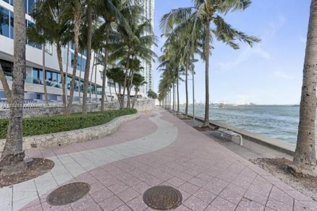 325 S Biscayne Blvd, Unit 2118, Miami, FL 33131 Photo