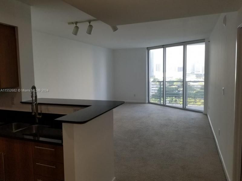 325 S Biscayne Blvd, Unit 2118, Miami, FL 33131 Photo