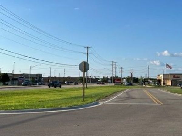 9733 N ALPINE ROAD, Machesney Park, IL 61115