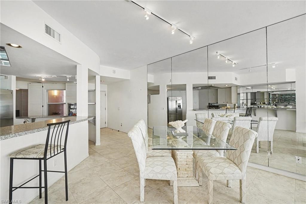 257 Barefoot Beach Blvd #602, Bonita Springs, FL 34134 Photo
