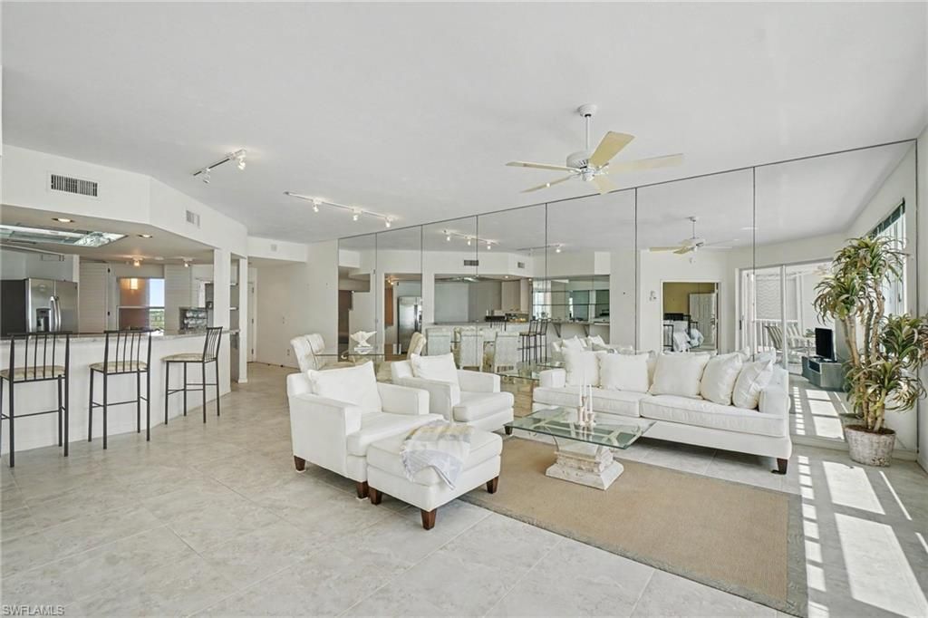 257 Barefoot Beach Blvd #602, Bonita Springs, FL 34134 Photo