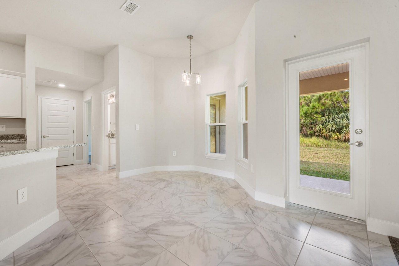 8746 Waterstone Boulevard, Fort Pierce, FL 34951 Photo