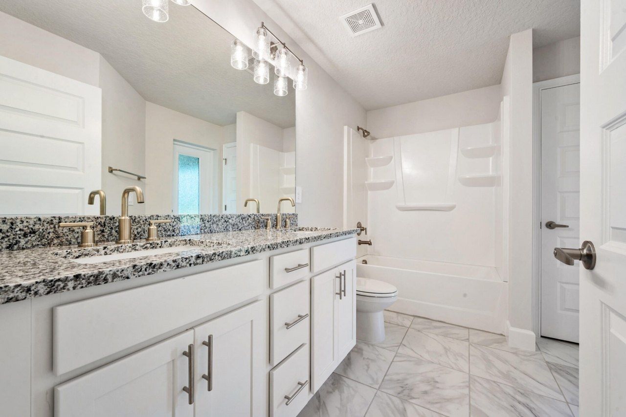 8746 Waterstone Boulevard, Fort Pierce, FL 34951 Photo