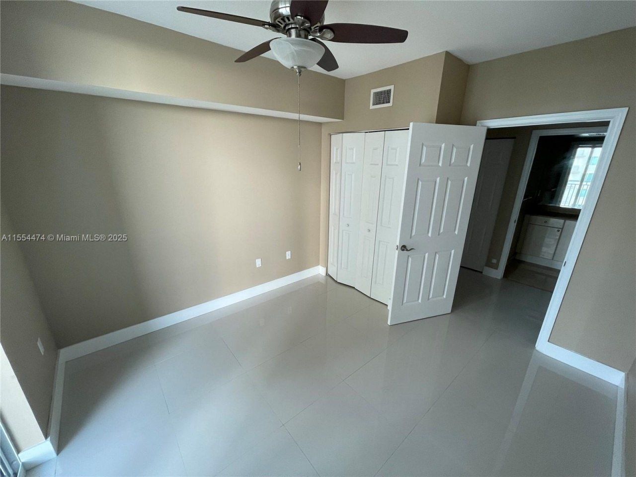 1755 E Hallandale Beach Blvd, Unit 1102E, Hallandale Beach, FL 33009 Photo