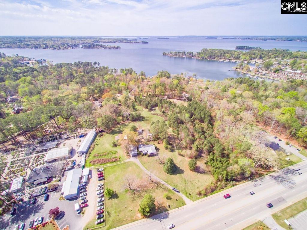 1415 N Lake Drive Photo 4