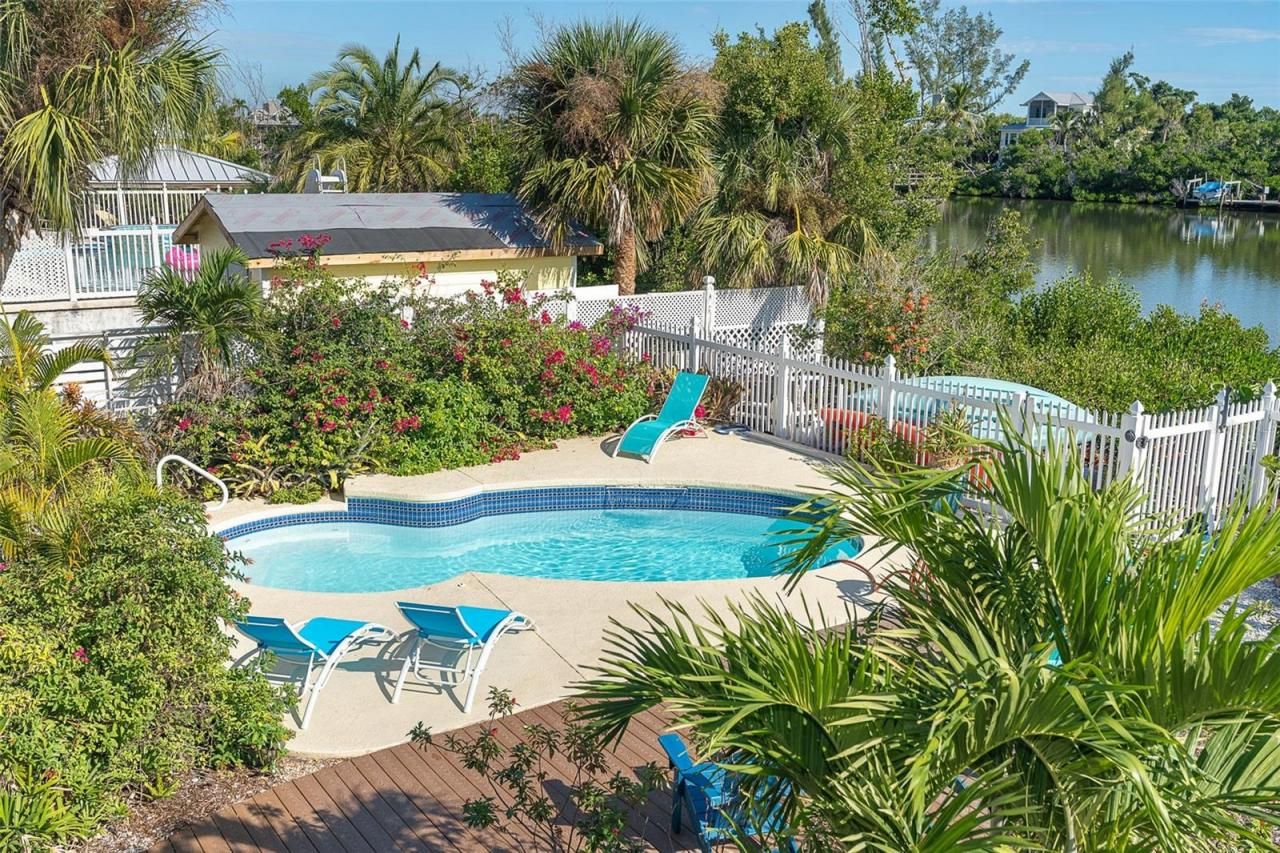 210 Bocilla Drive, Placida, FL 33946 Photo