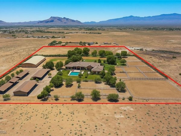 2350 S Big Sky Way, Pahrump, NV 89048