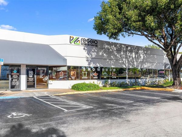 Bath Vanities/Accessories and Flooring, Doral, FL 33122