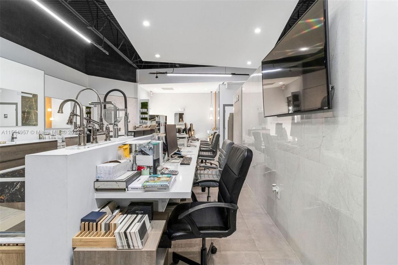 Bath Vanities/accessories And Flooring, Doral, FL 33122 Photo