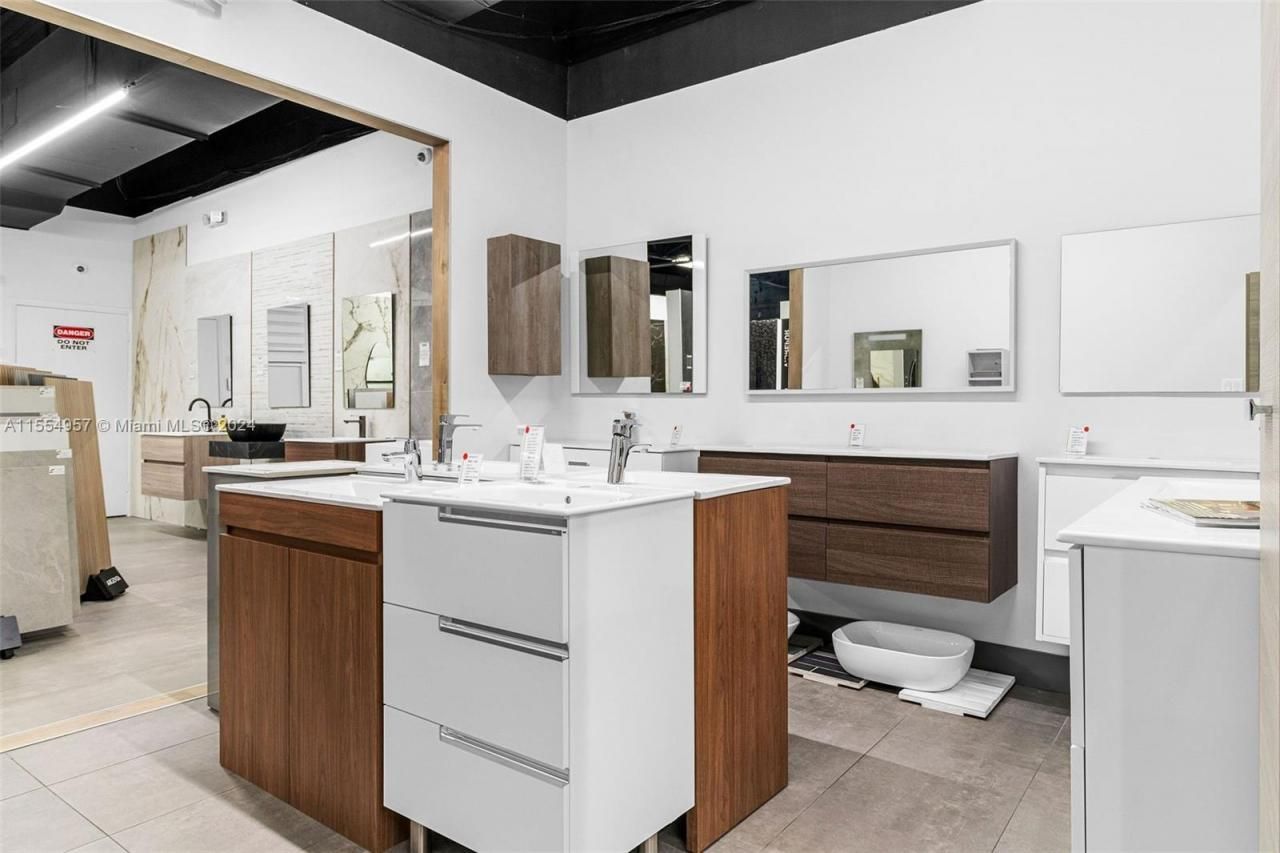 Bath Vanities/accessories And Flooring, Doral, FL 33122 Photo
