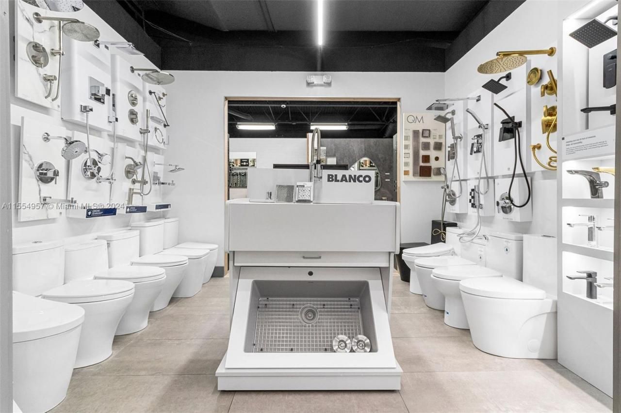 Bath Vanities/accessories And Flooring, Doral, FL 33122 Photo