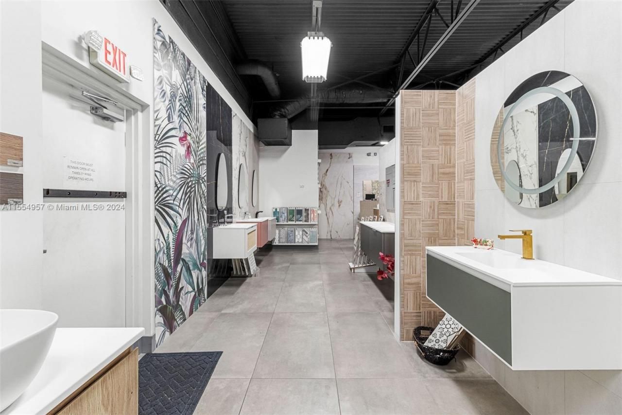 Bath Vanities/accessories And Flooring, Doral, FL 33122 Photo