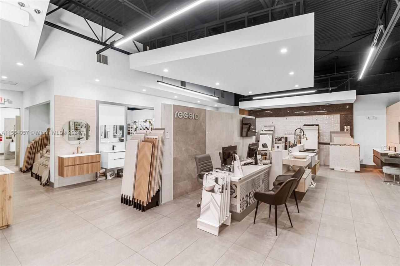 Bath Vanities/accessories And Flooring, Doral, FL 33122 Photo