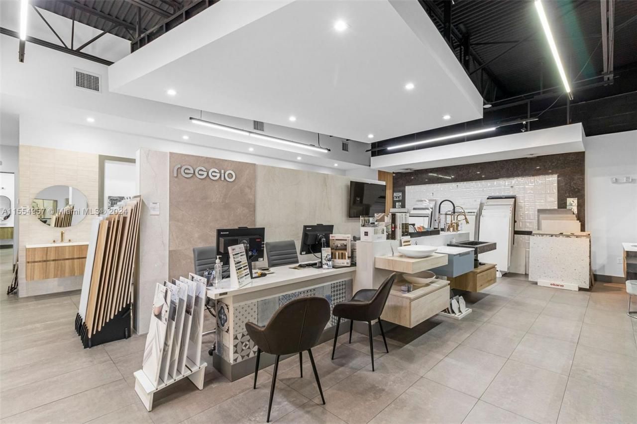 Bath Vanities/accessories And Flooring, Doral, FL 33122 Photo