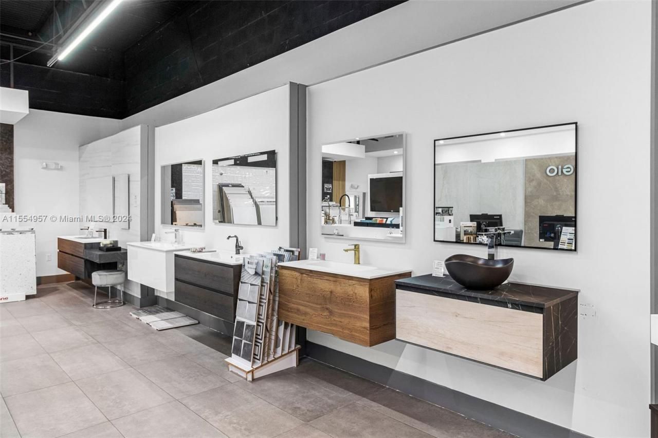 Bath Vanities/accessories And Flooring, Doral, FL 33122 Photo