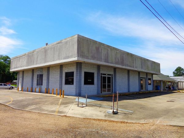 1524 Hospital Ave, Franklin, LA 70538