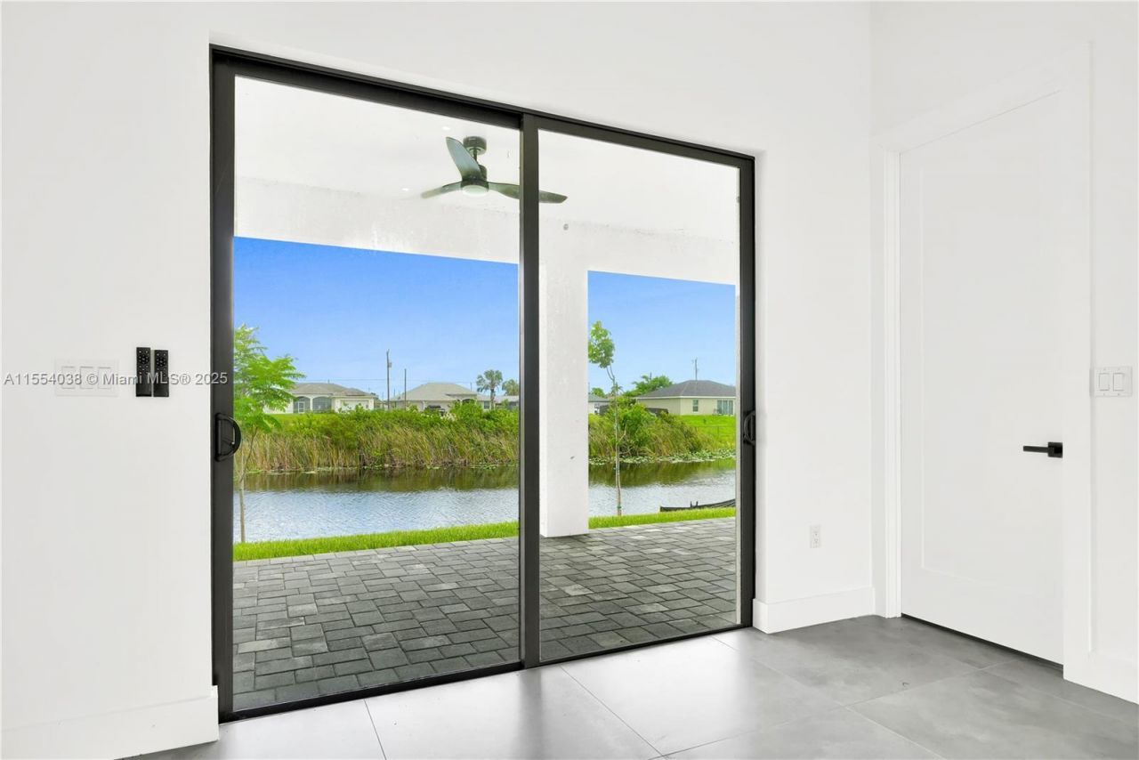 1623 NW 17th St, Cape Coral, FL 33993 Photo