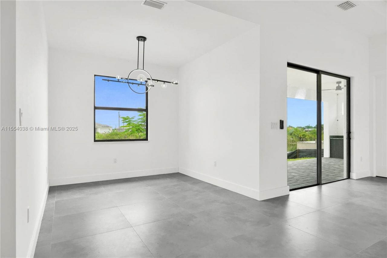 1623 NW 17th St, Cape Coral, FL 33993 Photo