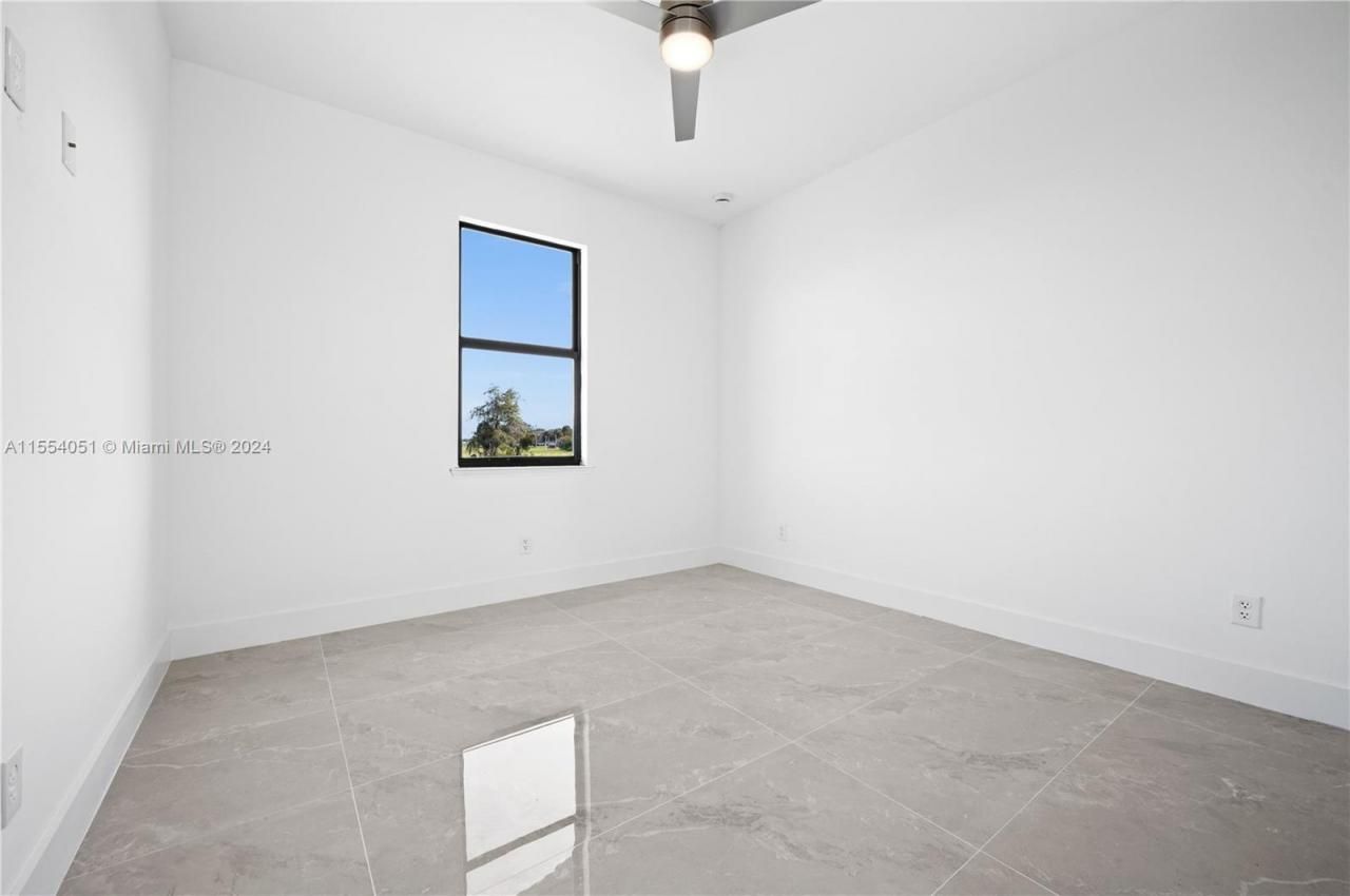 122 NW 18th Pl, Cape Coral, FL 33993 Photo