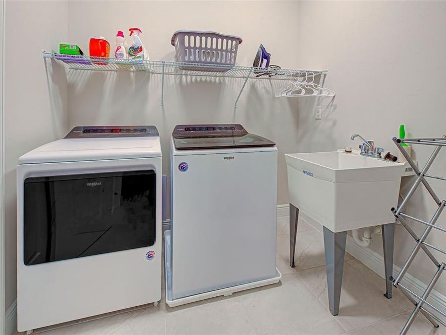 Property Image 39