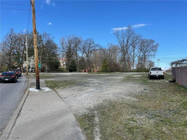 1012 7th Street, Parkersburg, WV 26101