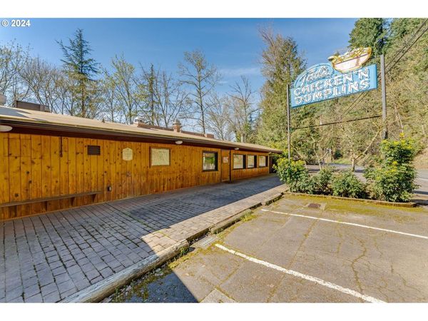 1325 E HIST COLUMBIA RIVER HWY, Troutdale, OR 97060