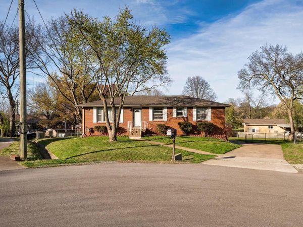 410 Terry Pl, Hermitage, TN 37076