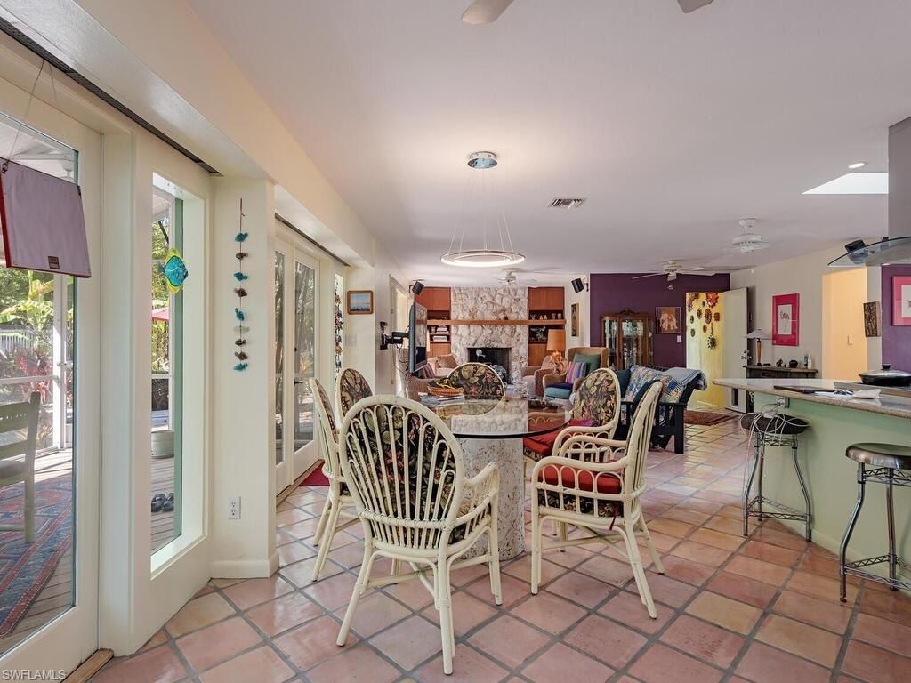 461 Carica Rd, Naples, FL 34108 Photo