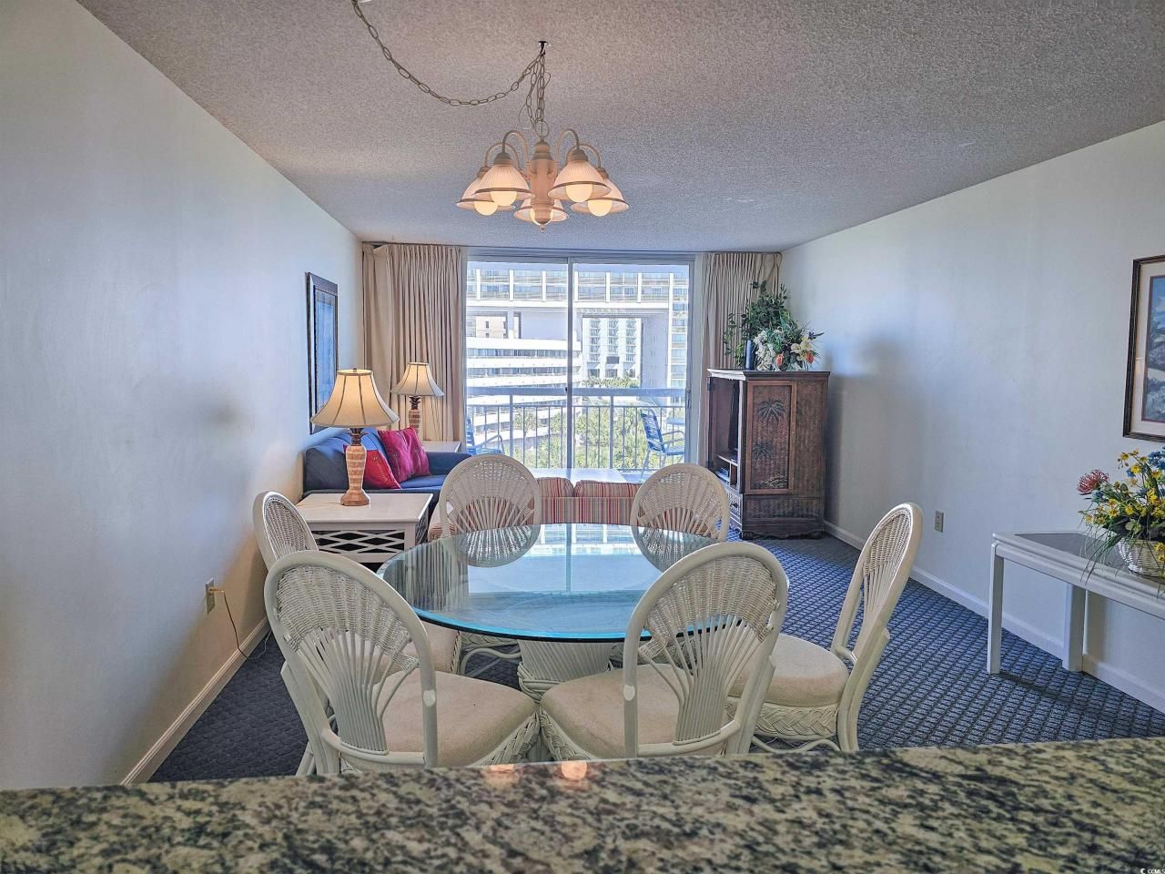 9820 Queensway Blvd. Photo 13