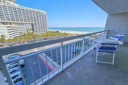 9820 Queensway Blvd. photo 4