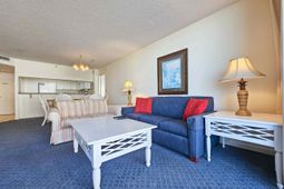 9820 Queensway Blvd. photo 4