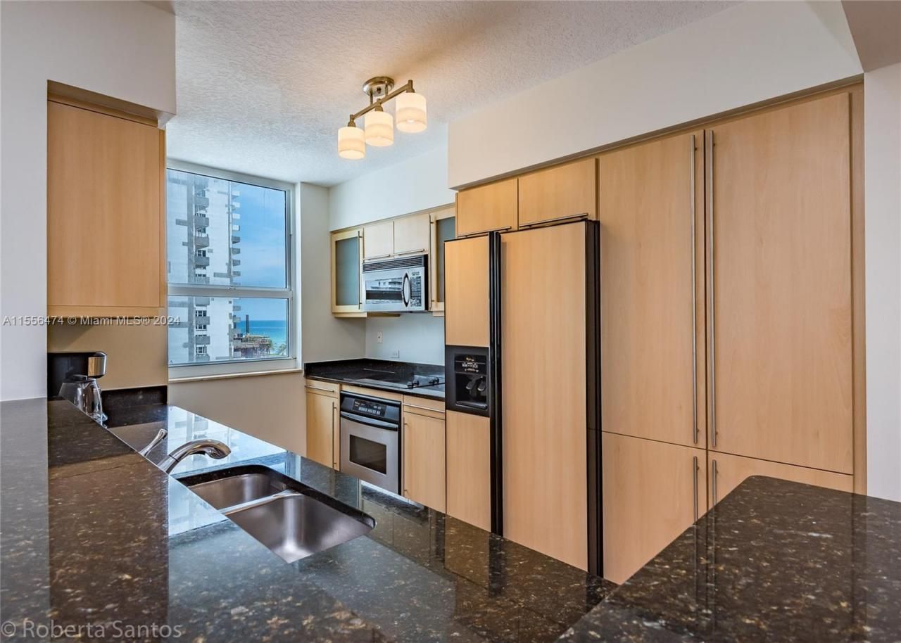 2080 S Ocean Dr, Unit 602, Hallandale Beach, FL 33009 Photo