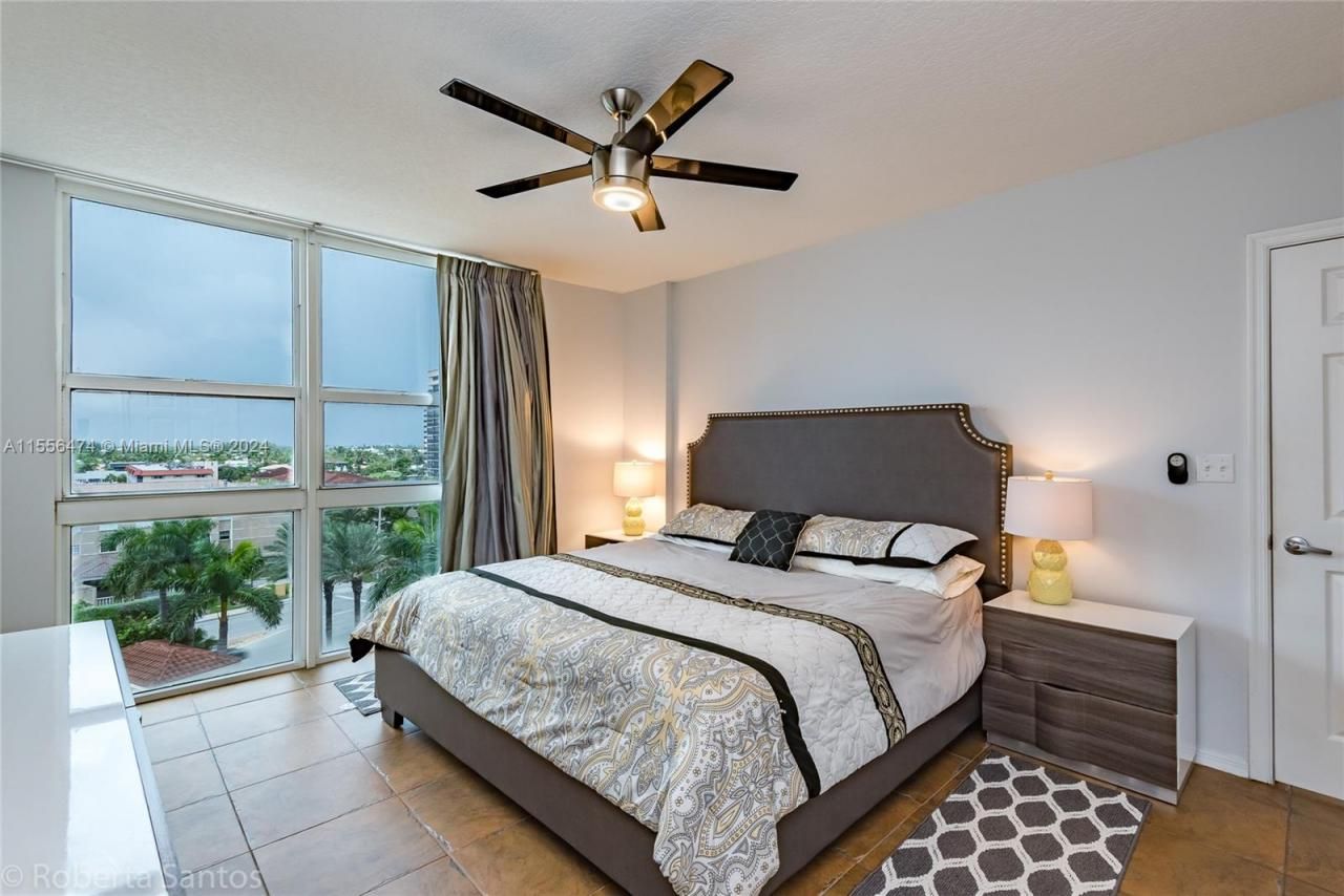 2080 S Ocean Dr, Unit 602, Hallandale Beach, FL 33009 Photo