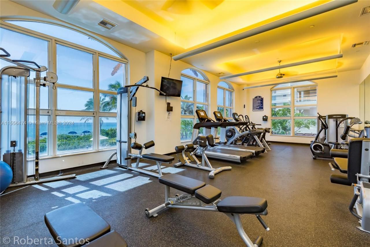 2080 S Ocean Dr, Unit 602, Hallandale Beach, FL 33009 Photo