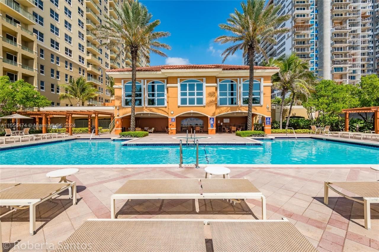 2080 S Ocean Dr, Unit 602, Hallandale Beach, FL 33009 Photo