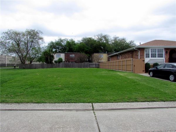 2515 N TURNBULL Drive, Metairie, LA 70001